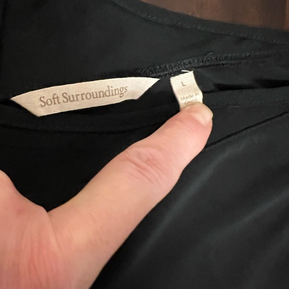 Like New Soft Surroundings Black V Neck Tank Top. Sz Large. Worn only once. - Picture 7 of 8